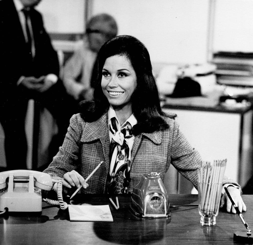 early life of mary tyler moore
